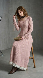 Vestido Catalina color azafrán dorado manga larga · Cloe Paris