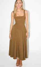 Melis | Vestido Midi con Escote Cuadrado